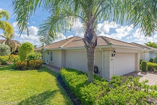 8671 Genova Ct, Naples, FL 34114