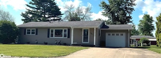 607 Bel Air Dr, West Point, IA 52656