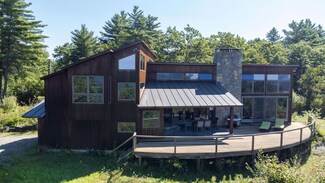 89 Pine Ridge Dr, Putney, VT 05346