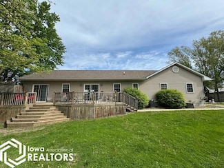 725 N E St, Albia, IA 52531