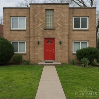 4431 Ridgeview Ave, Cincinnati, OH 45238