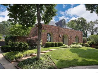 9 Upper Price Rd, Saint Louis, MO 63132