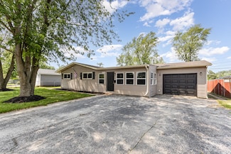 1220 Highland Ave, Lockport, IL 60441