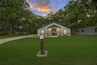 7631 Double Bridge Rd, Mabank, TX 75156