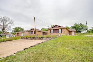 2602 NW 21st St, Fort Worth, TX 76106