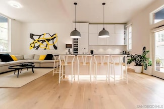 800 The Mark Ln Unit TH 109, San Diego, CA 92101