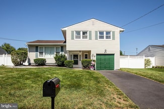 29 Wesleyan Dr, Trenton, NJ 08690