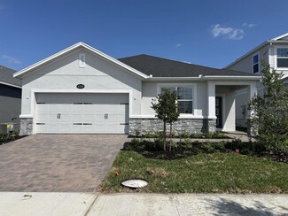 5268 Teirgarten St, Saint Cloud, FL 34771