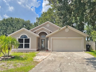 1050 Pineview Ct, Apopka, FL 32712