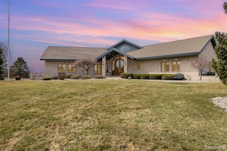 2091 N Thomas Rd, Saginaw, MI 48609