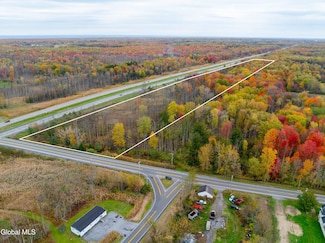 L8 Fremont Rd, Manlius, NY 13057