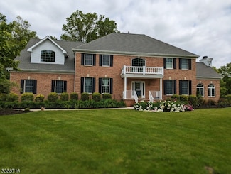 236 Berkley Ave, Belle Mead, NJ 08502