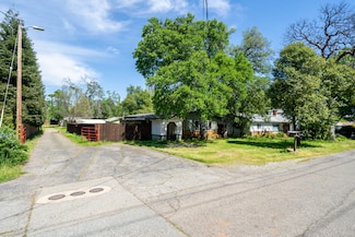 1440 Oakdale Ln, Redding, CA 96002
