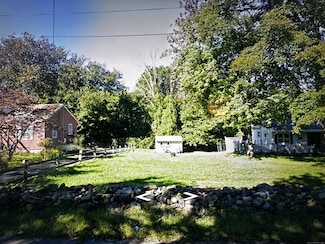 80 Island Ln, West Haven, CT 06516