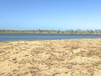 208 Sand Bar Rd, Apalachicola, FL 32320