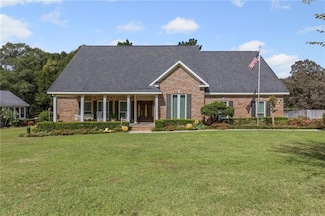 2391 Roseland Dr, Semmes, AL 36575