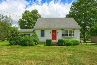 123 White Oak Dr, Renfrew, PA 16053