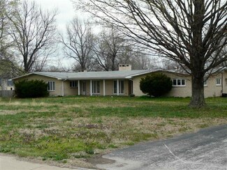 1333 E Briar St, Springfield, MO 65804
