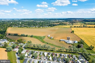 202 Prospect Rd, Salunga, PA 17538