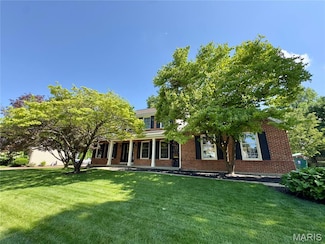 44 Huntington Pkwy, Saint Charles, MO 63301