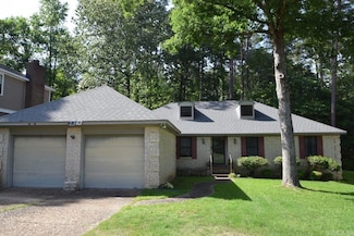 14004 Quail Run Dr, Little Rock, AR 72210