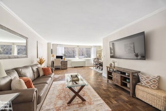 301 E 78th St Unit 2E, New York, NY 10075