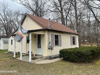 14 Mountain View Ave, Albany, NY 12205