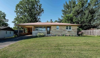 901 W Gourley Pike, Bloomington, IN 47404