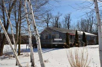 347 Long Bow Ln W, Becket, MA 01223