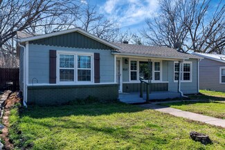 8521 Pemberton Ct, Fort Worth, TX 76108