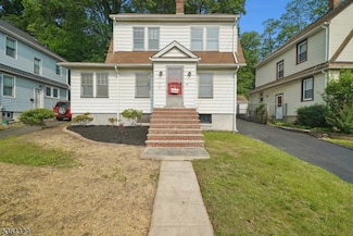 49 Rollinson St, West Orange, NJ 07052