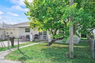 811 NW 5th Ave, Hallandale Beach, FL 33009