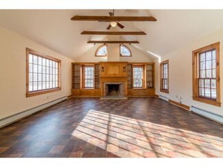 620 Riverbend Dr, Manchester Center, VT 05255
