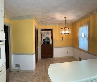 710 Village Ln, Loganville, GA 30052