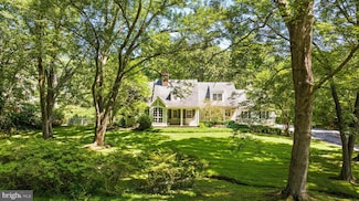 4 Chittenden Ln, Owings Mills, MD 21117