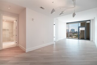 3333 Lake 13 A St, Houston, TX 77098