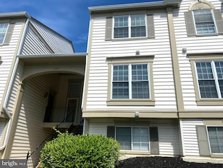 8198 Winstead Place, Manassas, VA 20109