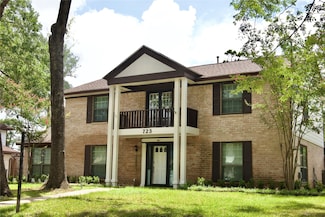 723 Leaflet Ln, Spring, TX 77388