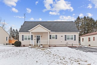 1714 Hart St, New Castle, PA 16101