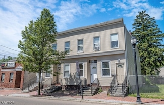 1099 Ringwood Ave Unit B, Wanaque, NJ 07420