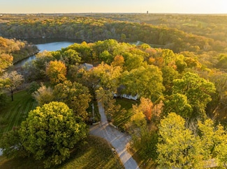 8700 Trail Ridge St, Kansas City, MO 64139