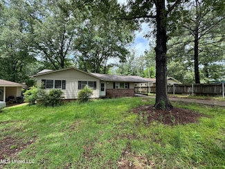 151 Queen Joanna Ln, Jackson, MS 39209