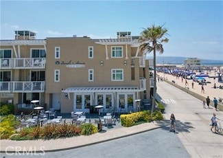 1300 The Strand Unit 109, Hermosa Beach, CA 90254