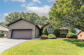 406 Dove Dr, Uniontown, PA 15401