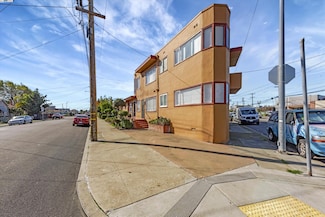 6033 Foothill Blvd, Oakland, CA 94605