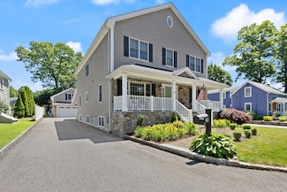 20 Eaton St, Reading, MA 01867