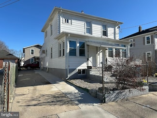 328 W Peach St, Vineland, NJ 08360