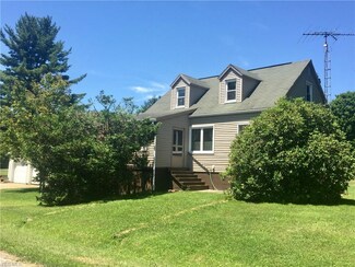1 Wood St, Leetonia, OH 44431