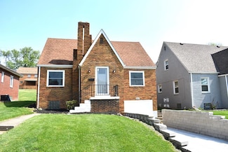 2617 Chestnut St, Steubenville, OH 43952