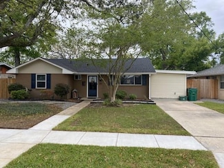 210 Douglas Dr, New Orleans, LA 70123